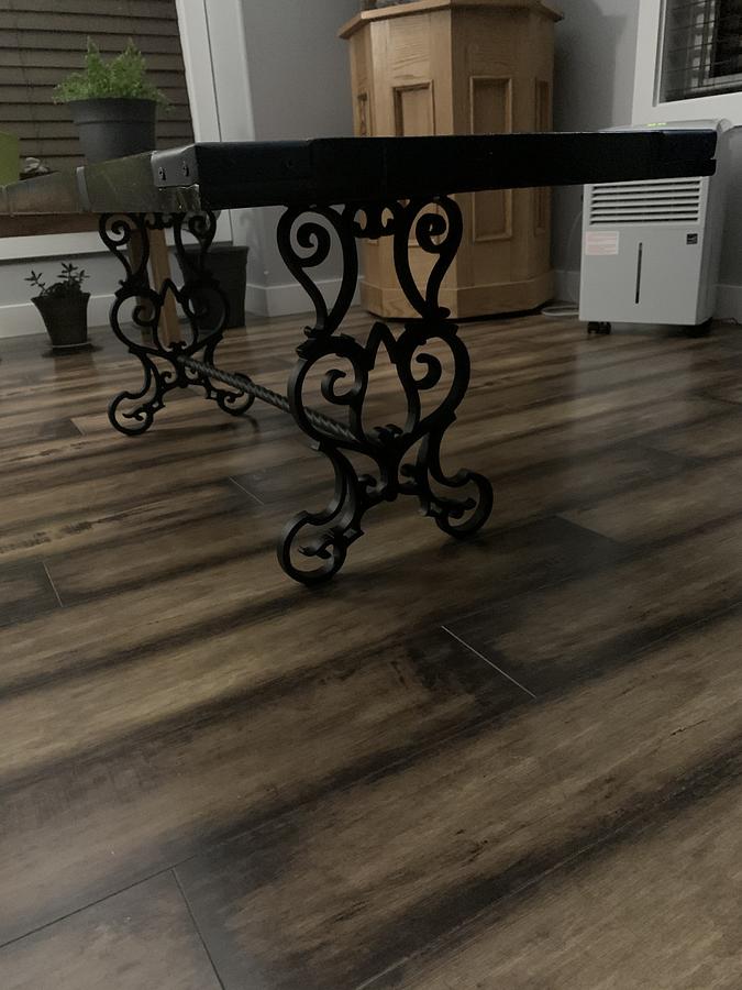 Living room table/coffee table