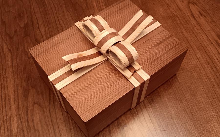 My Wooden Bowed box