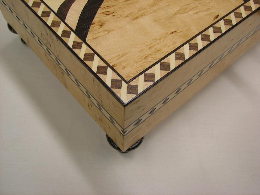 Geo-Ribbon Banding Jewelry Box