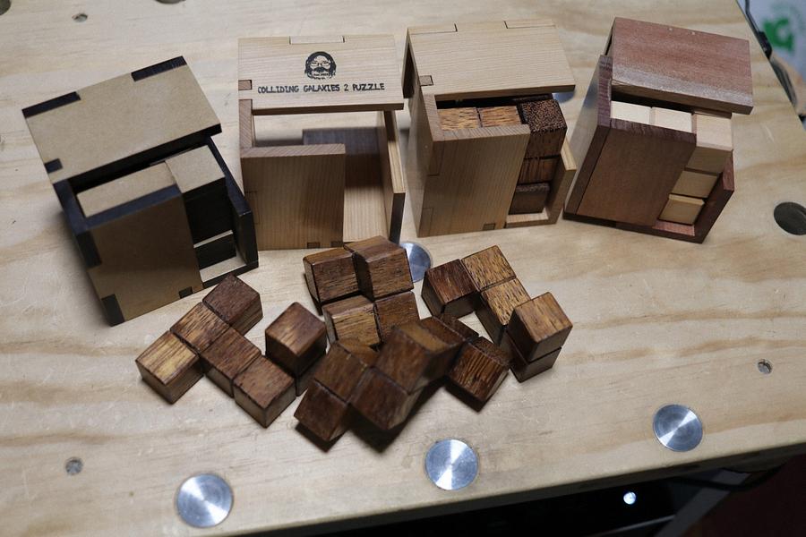 “Colliding Galaxies 2” Packing Puzzle.