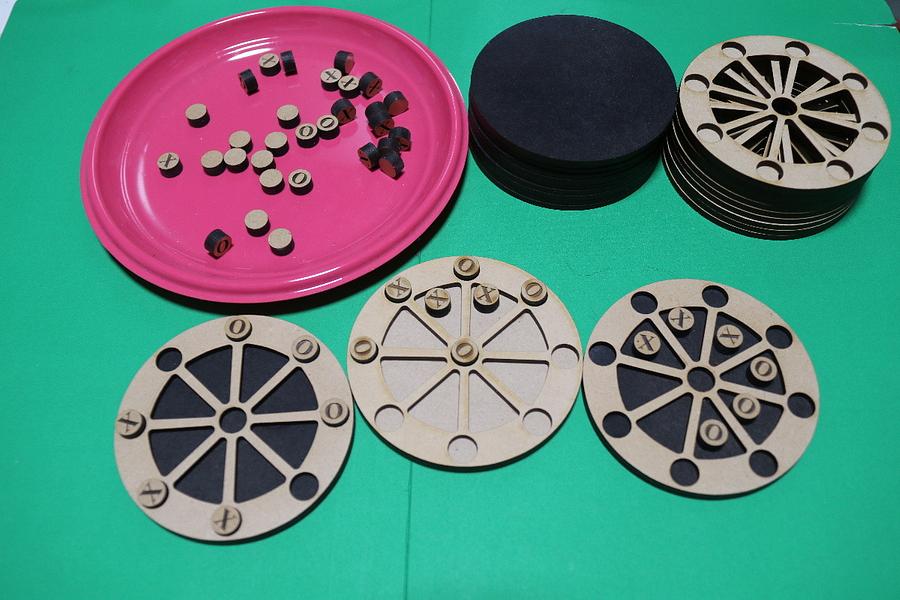 I’m Rota(n) at 3 piece Chess.