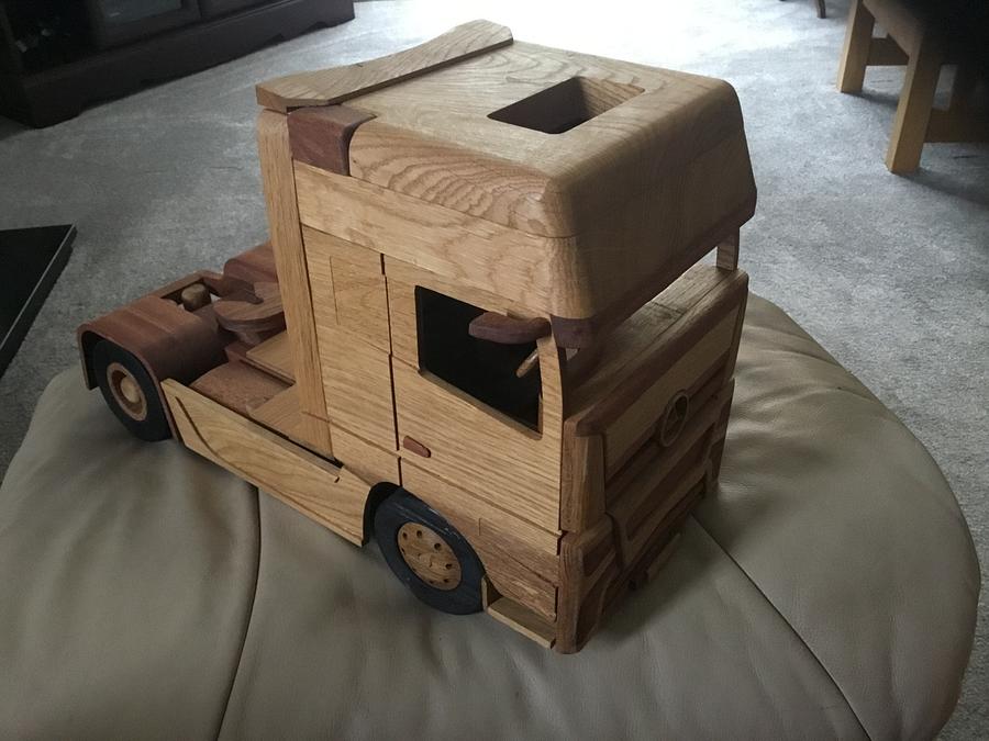 Mercedes Truck, trailer and sea container