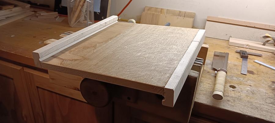 Dowel Length Cutting Jig for Making Hinges