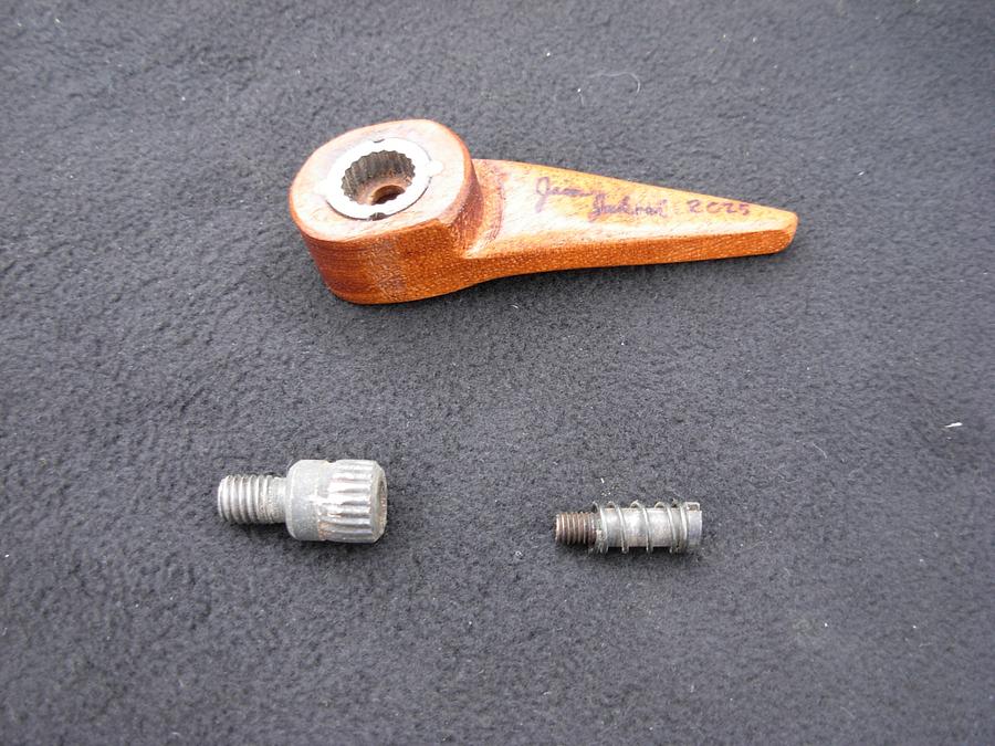 Ratcheting Lock Knob for Disc Sander