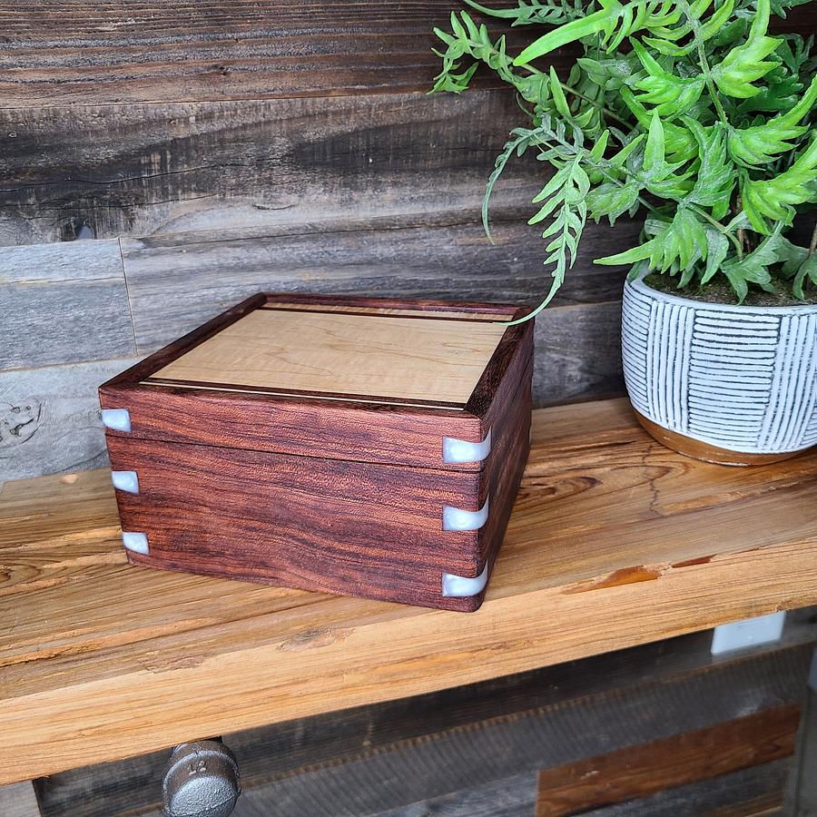 Valet box with bubinga and white epoxy dovetails