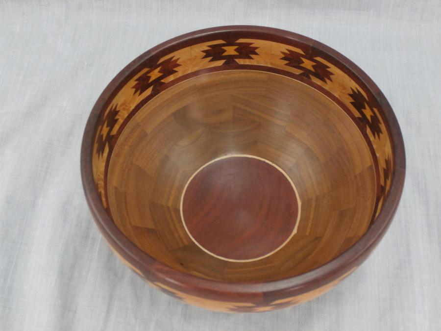 Segmented bowl