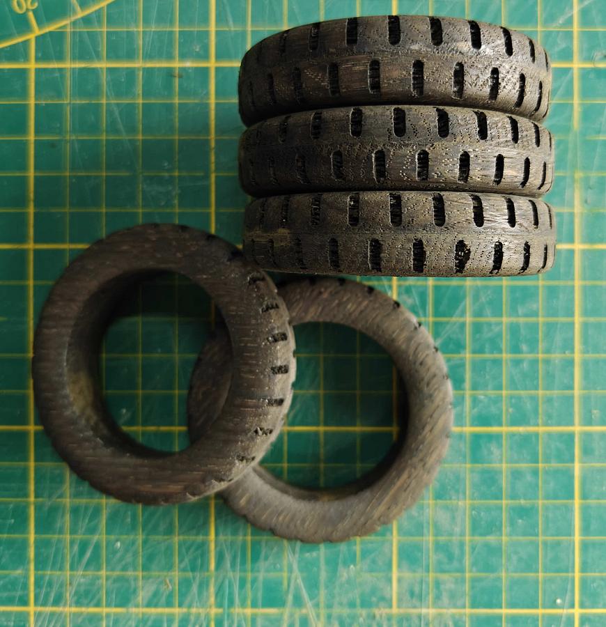 Toy wheel
