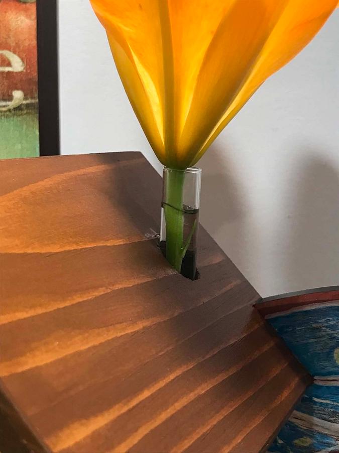 Butterflied Decor Vase