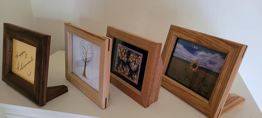 Frames for gifts 