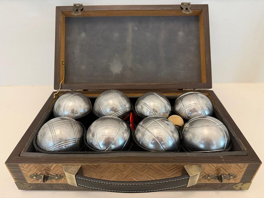 Petanque boules Box