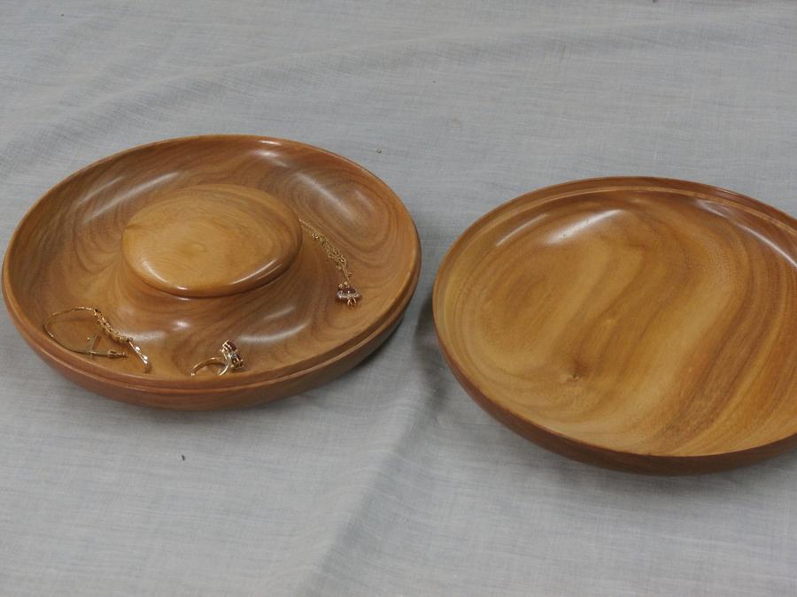 disk shaped jewelry box