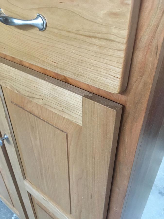 Shaker Style Jelly Cabinet With Hutch