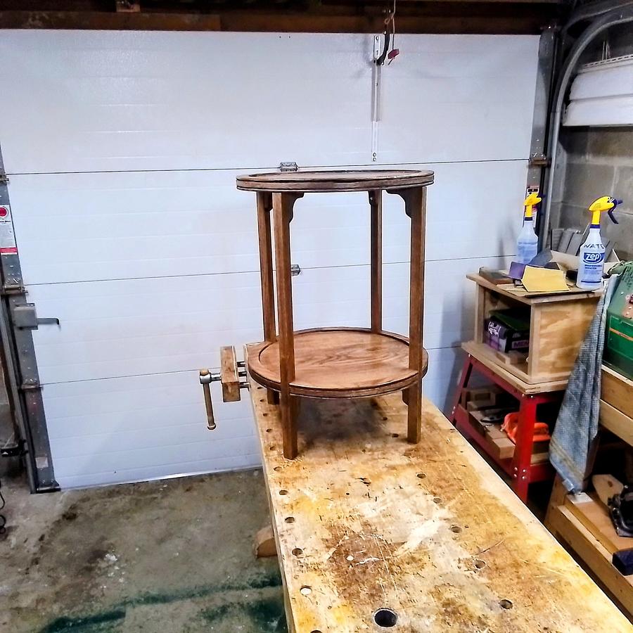 Accessory table.