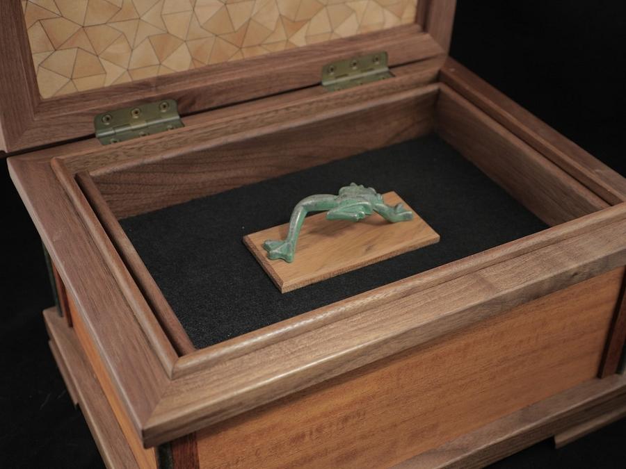 Penrose Box