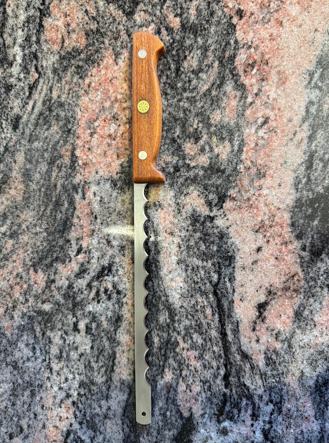 How I Made A Small Bread Knife From A Bow Bread Knife Blade