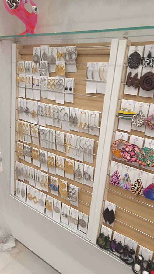 EARRINGS DISPLAY / STAND