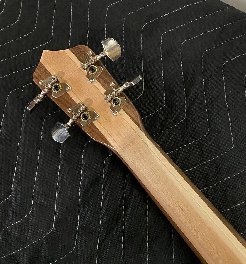 No. 31 Oakiook (Wacky-uke)