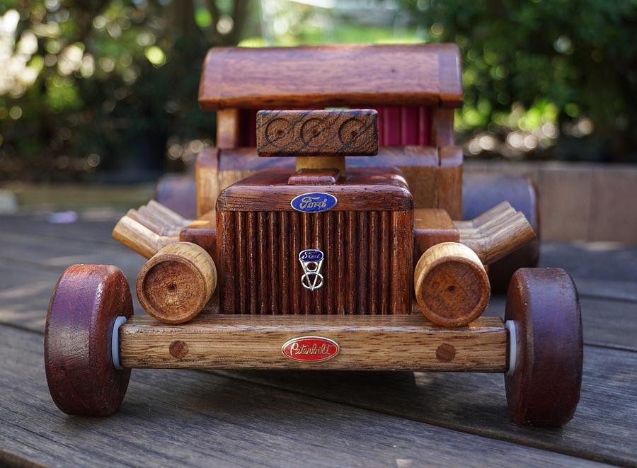 Ford HotRod C-Cab T-Bucket for the SuperTee Pink Projects Fund Raiser 