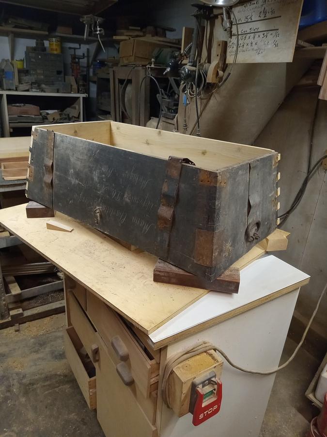 Restoring 1812 steamer trunk