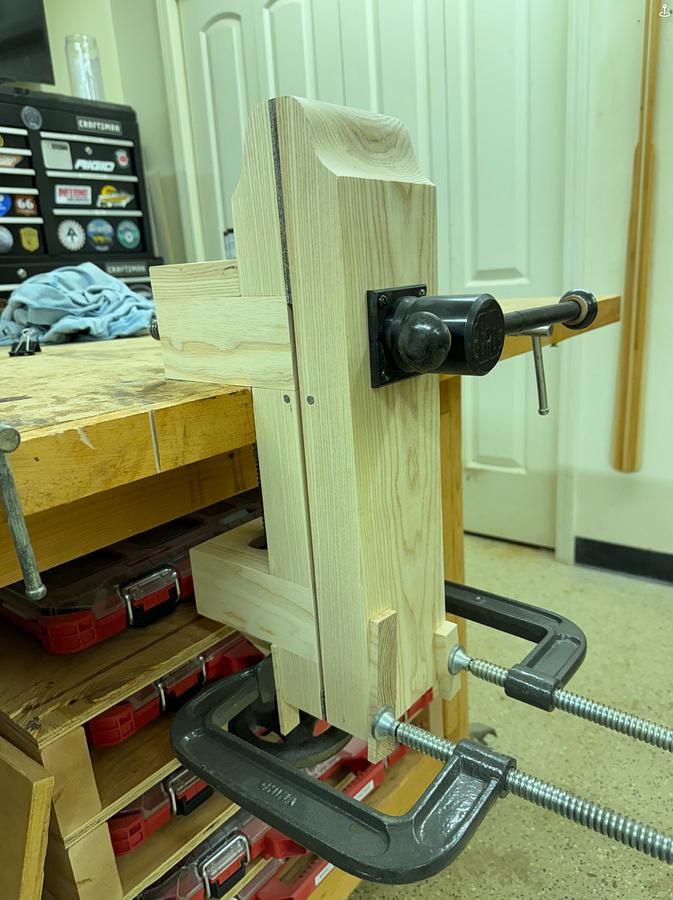 Another workbench vise