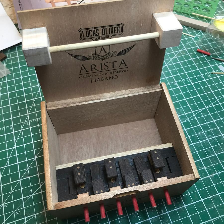 Arista Puzzle Box