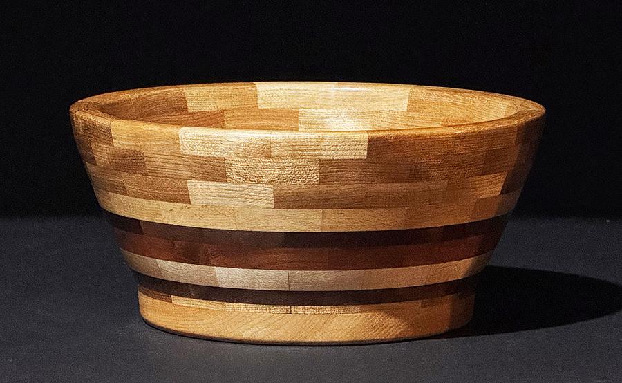 A snack bowl with a twist.