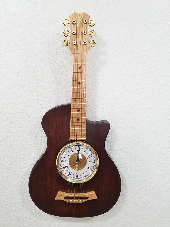 Guitar Clock w/standard "Time to Play"
