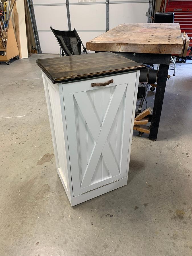 Trash cabinet