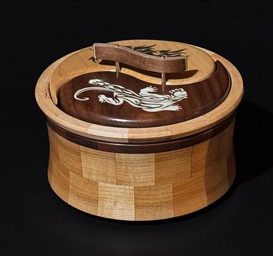 Yin/Yang Box