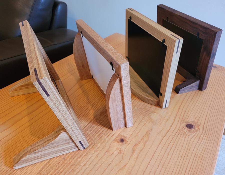 Frames for gifts 