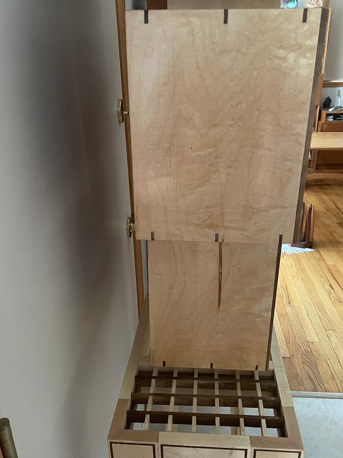 Display cabinet 