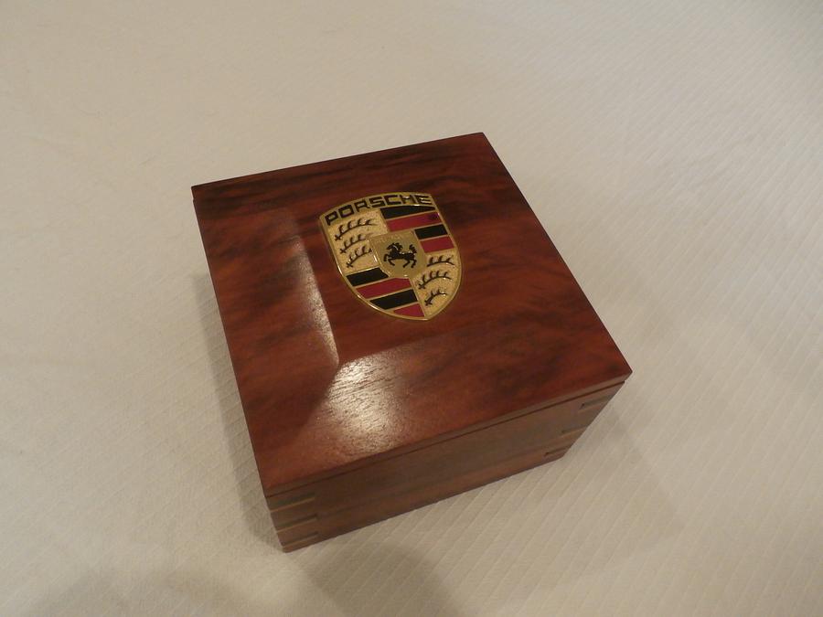 Porsche Crest Box