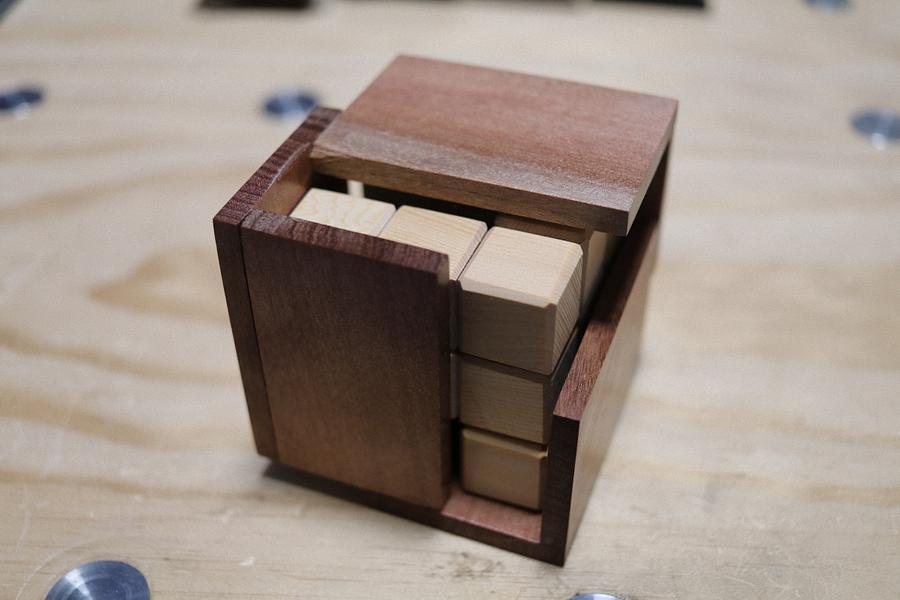 “Colliding Galaxies 2” Packing Puzzle.