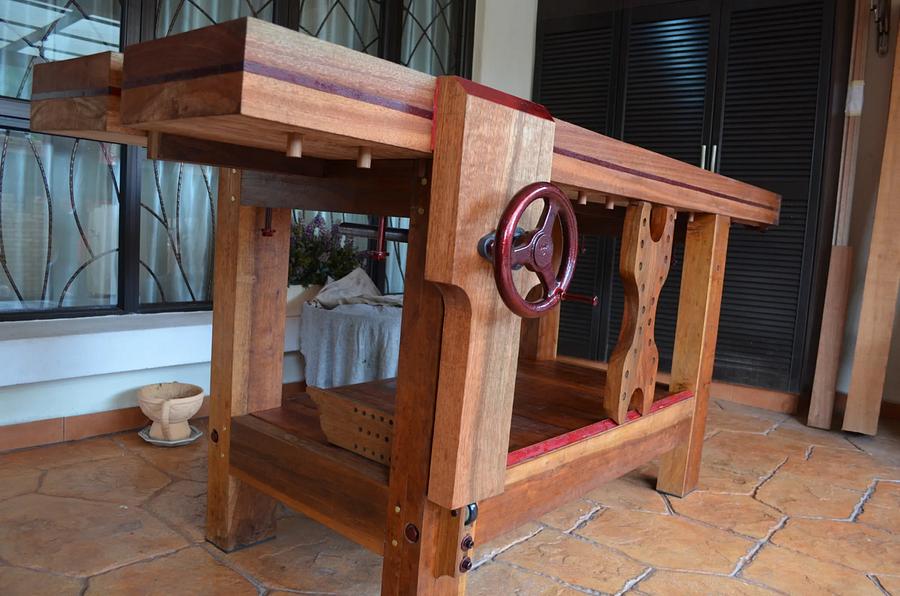 Sam’s Tropical Wood Roubo Workbench