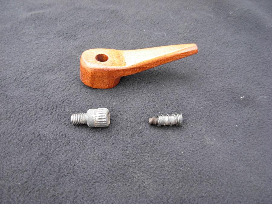 Ratcheting Lock Knob for Disc Sander