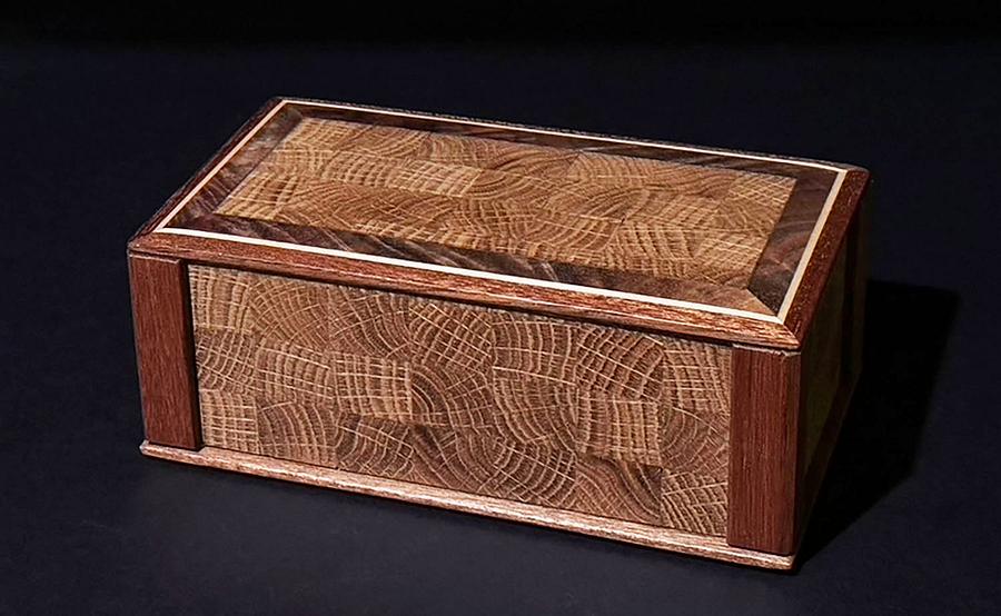 Endgrain Box with lots of issues.