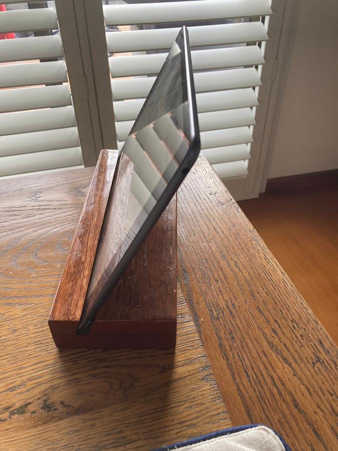 iPad stand