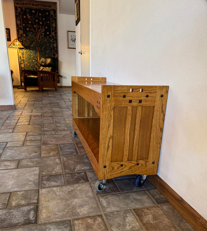 Arts And Crafts Style Laundry Bench