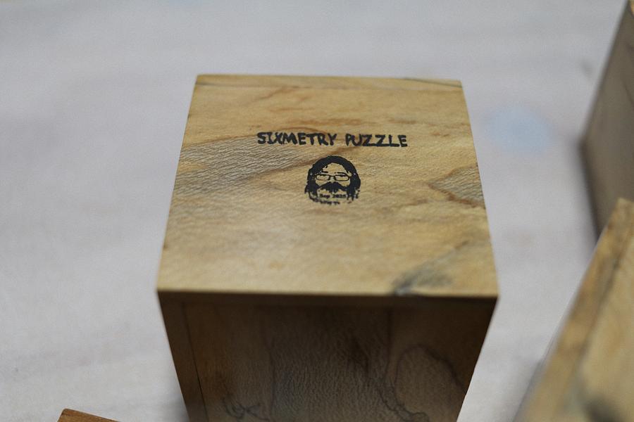 “SIXMETRY” Packing Puzzle.