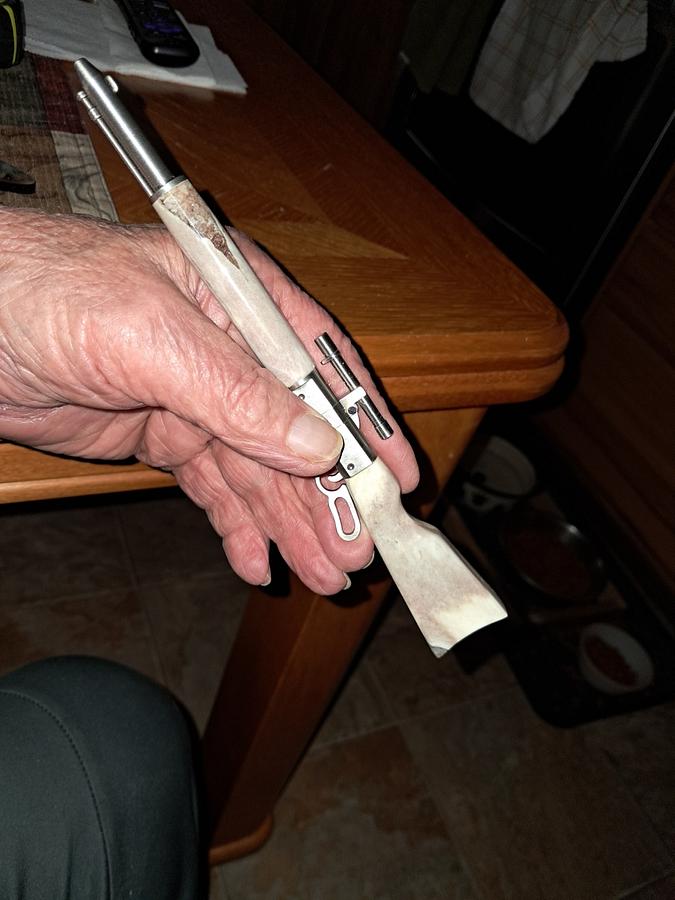 pretty cute lever action pen deer antler pen