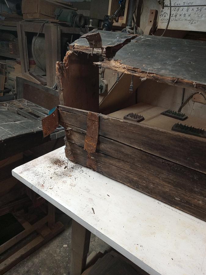 Restoring 1812 steamer trunk