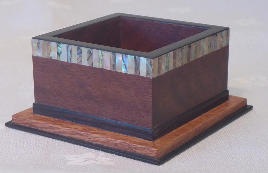 Jarrah Cube