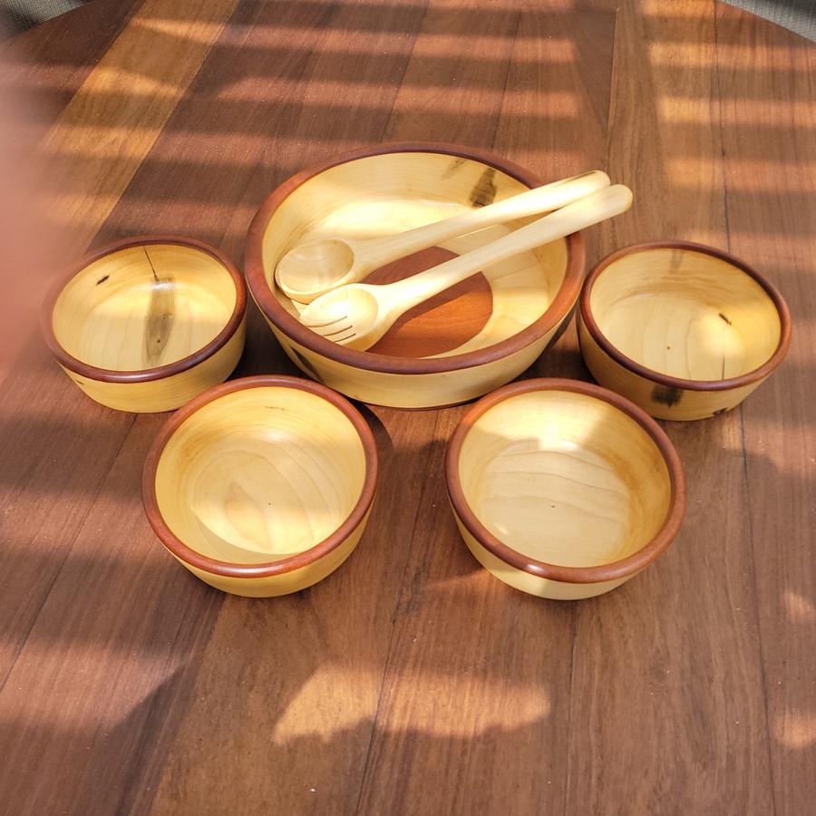 Rustic Saled Bowl Set