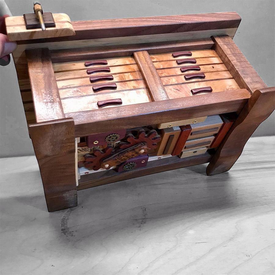 Benchmark Puzzle Box