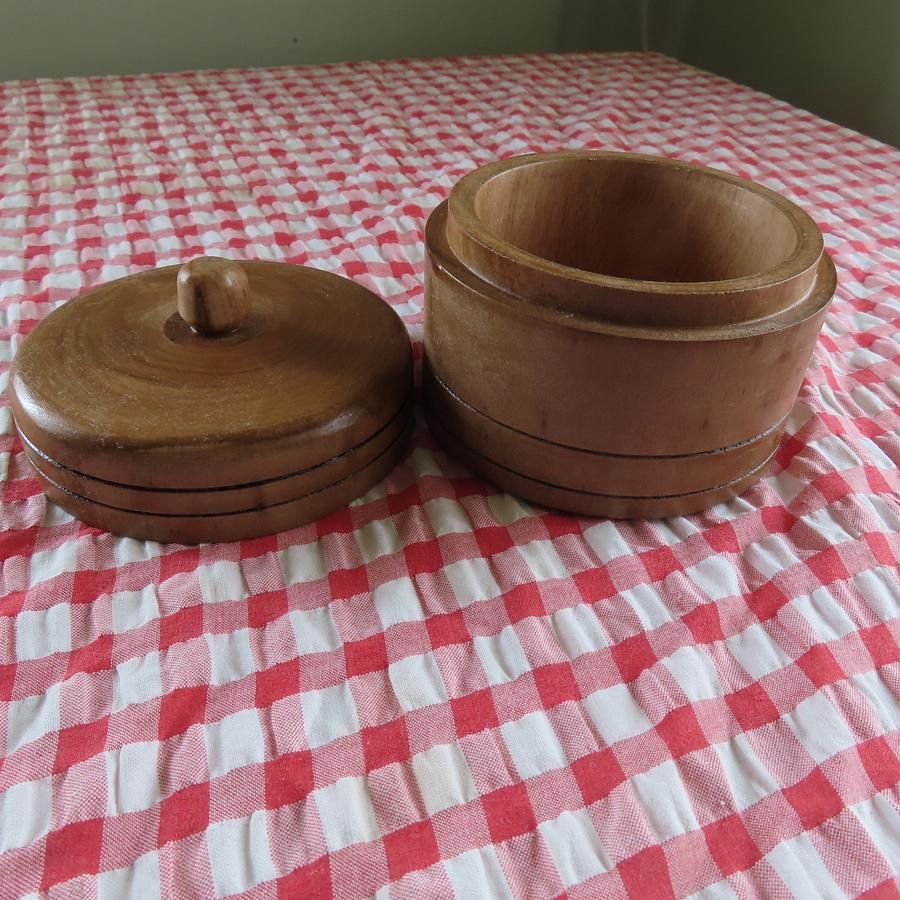 LIDDED BOX FROM NEIGHBOURS TREE BRANCH