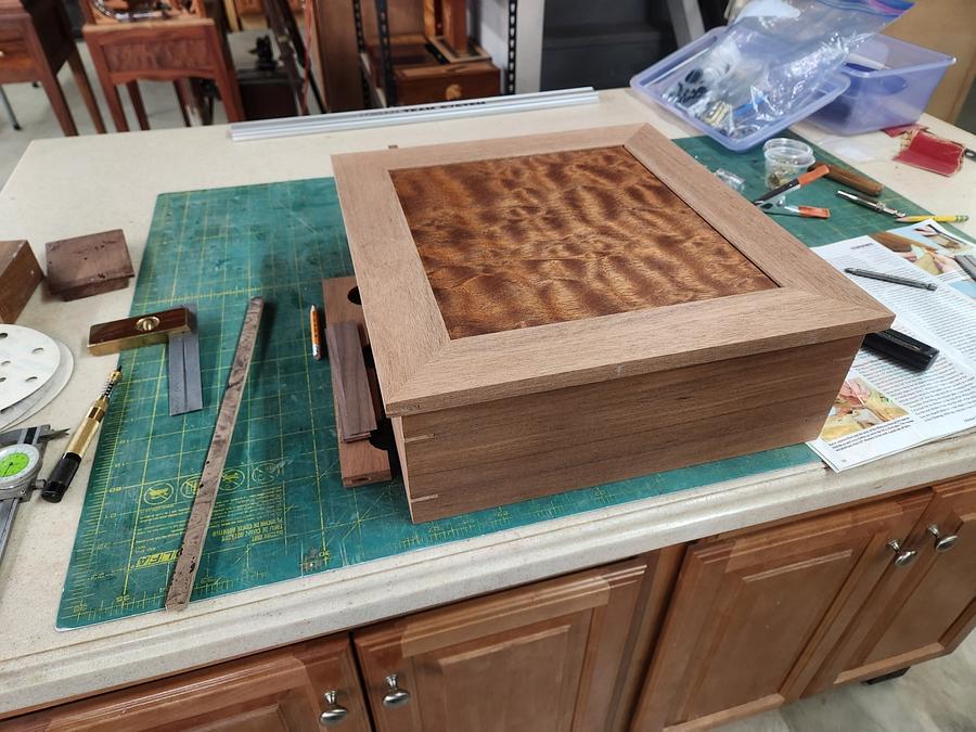 Wine display box
