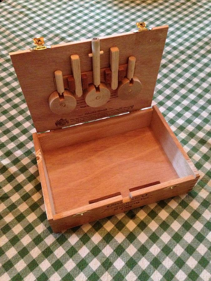 Trident Cigar Puzzle Box
