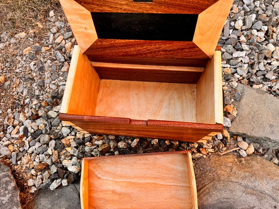 Keepsake Box in Sapele and Maple