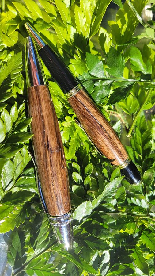 Mystery wood pens ?