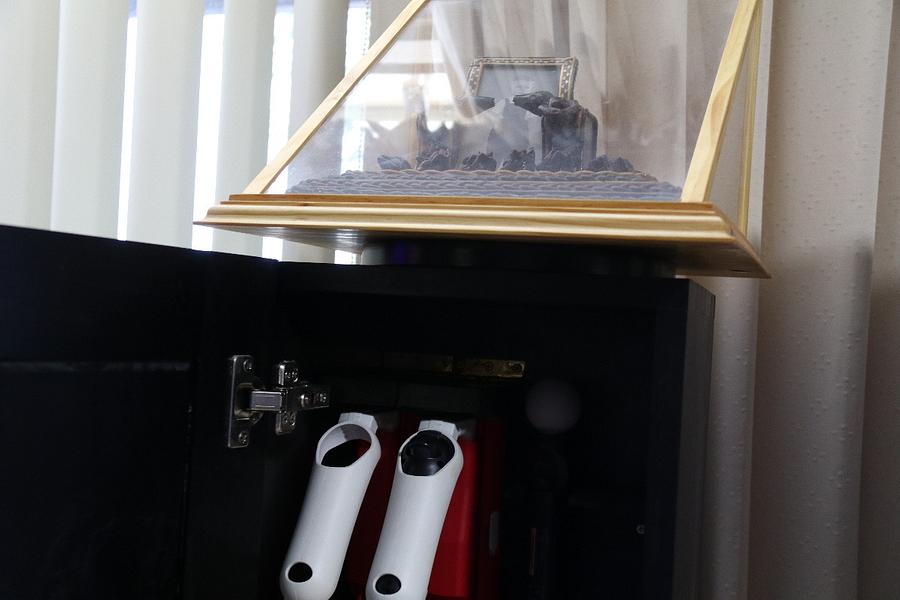 “Bread Board” Display Box mounted on a lazy susan.